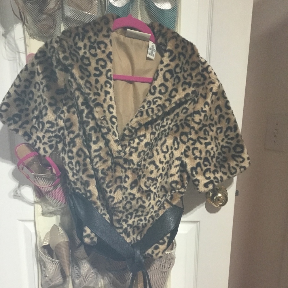 Leopard faux fur jacket